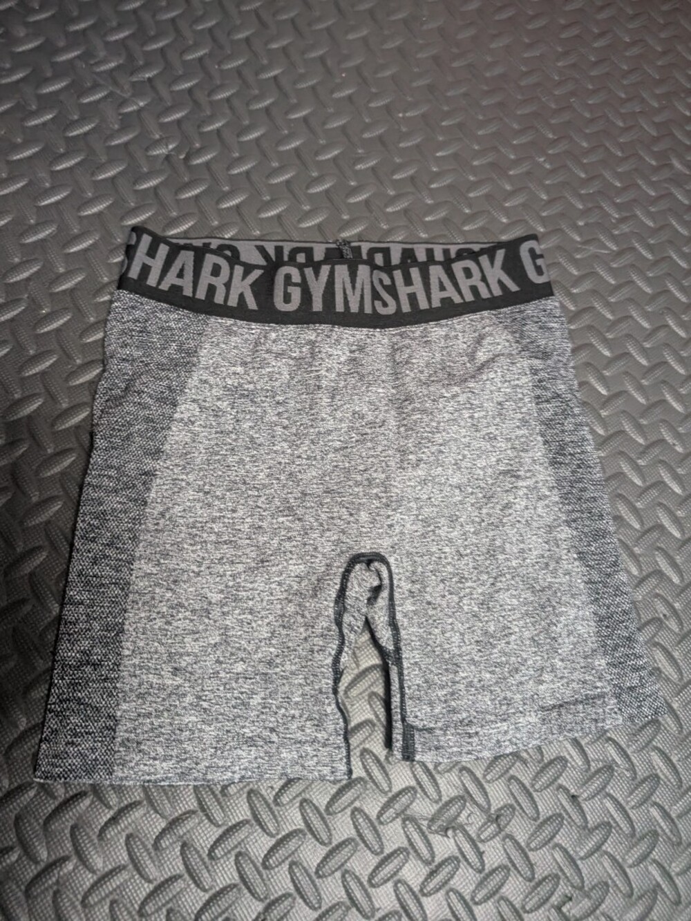 Gymshark shorts - Picture 1 of 3
